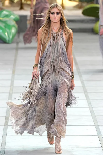 Look 26